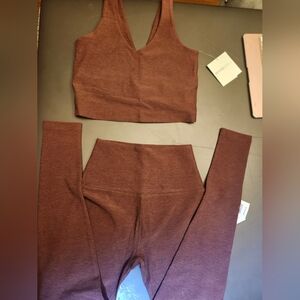 Chic Brown Crop Top and Leggings Set Beyond Yoga